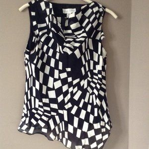 Casual Corner black and white geometric blouse